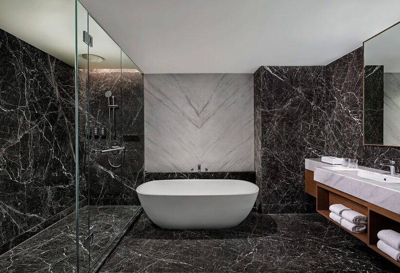 皇家套房, Sheraton Surabaya Hotel & Towers