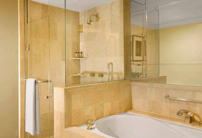 皇家套房, Sheraton Surabaya Hotel & Towers