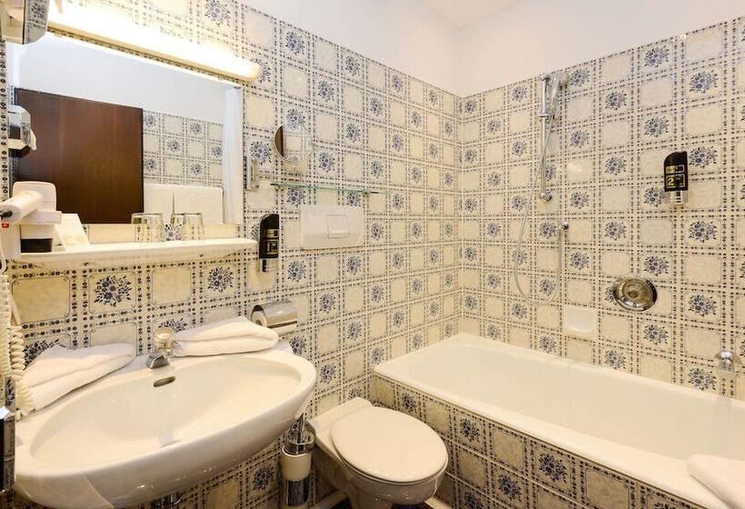 Номер Стандарт, Stoll S Hotel Alpina