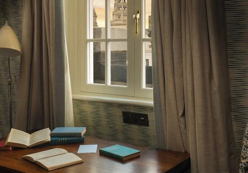デラックスルーム, The Pelham London Starhotels Collezione