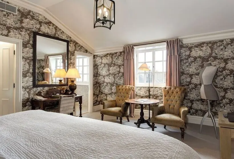 ジュニアスイート, The Pelham London Starhotels Collezione