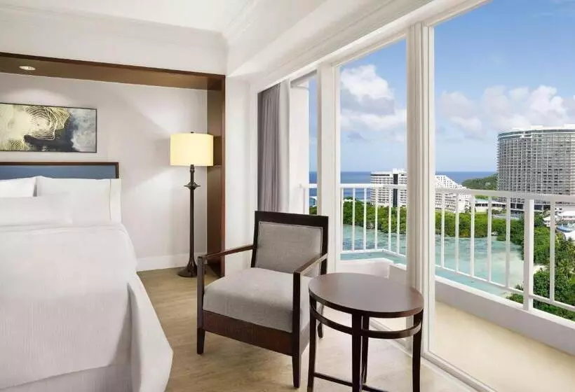 Executive Room Queen Bed, The Westin Resort Guam
