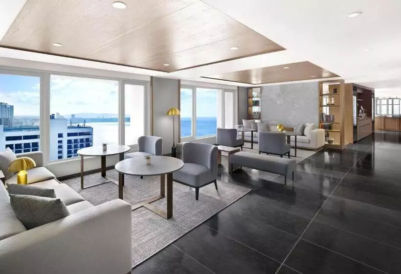اتاق استاندارد با تخت دو نفره بزرگ, The Westin Resort Guam