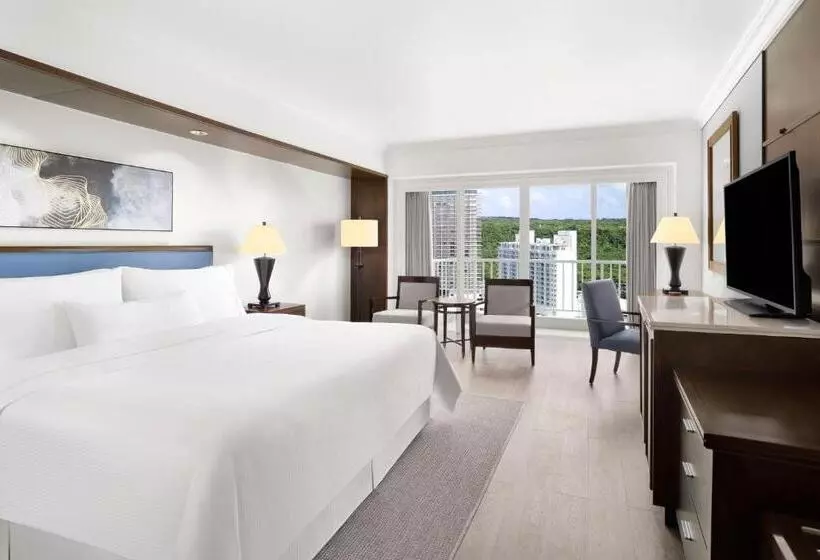 اتاق اجرایی با تخت بزرگ, The Westin Resort Guam