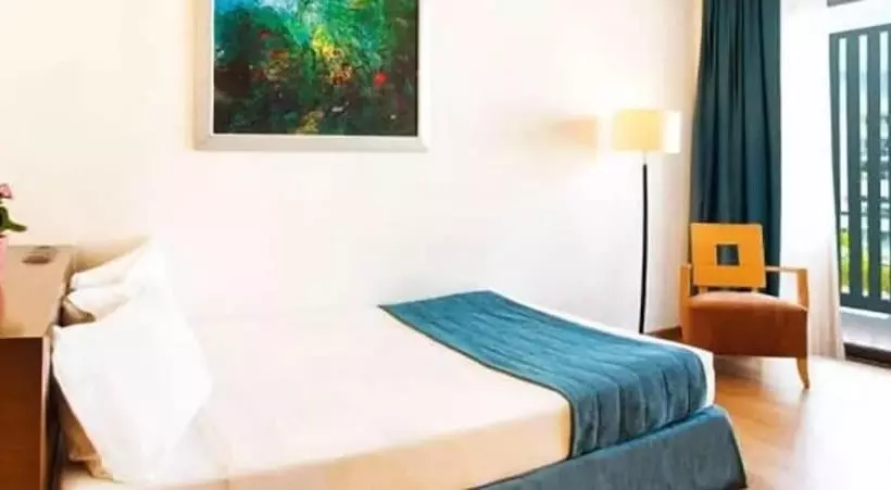 اتاق استاندارد یک تخته با چشم‌انداز شهر, Domotel Xenia Volos