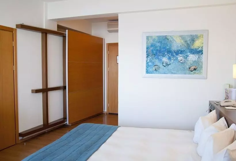 اتاق استاندارد با چشم‌انداز دریا, Domotel Xenia Volos