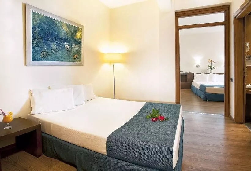 اتاق خانوادگی, Domotel Xenia Volos