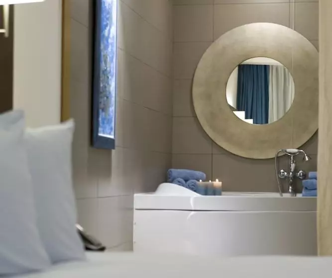 سوئیت پرزیدنت, Domotel Xenia Volos