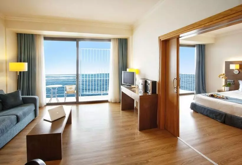 سوئیت پرزیدنت, Domotel Xenia Volos