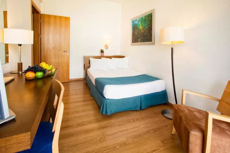 اتاق استاندارد یک تخته با چشم‌انداز شهر, Domotel Xenia Volos