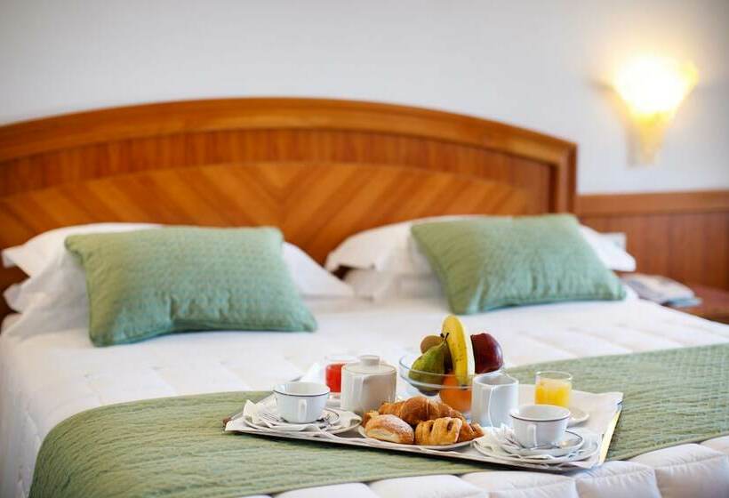 Номер Стандарт, Grand Hotel Cesare Augusto