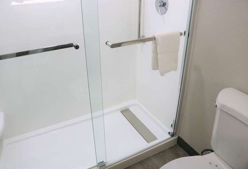 스탠다드 룸 더블 침대 2개, Best Western Aku Tiki Inn