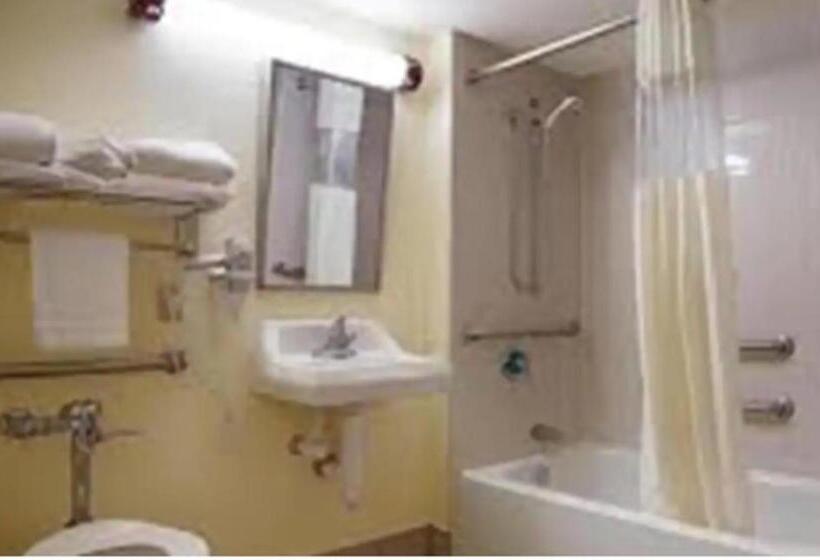 غرفة قياسية سرير ملكى لذوى الإحتياجات الخاصة, Best Western Aku Tiki Inn