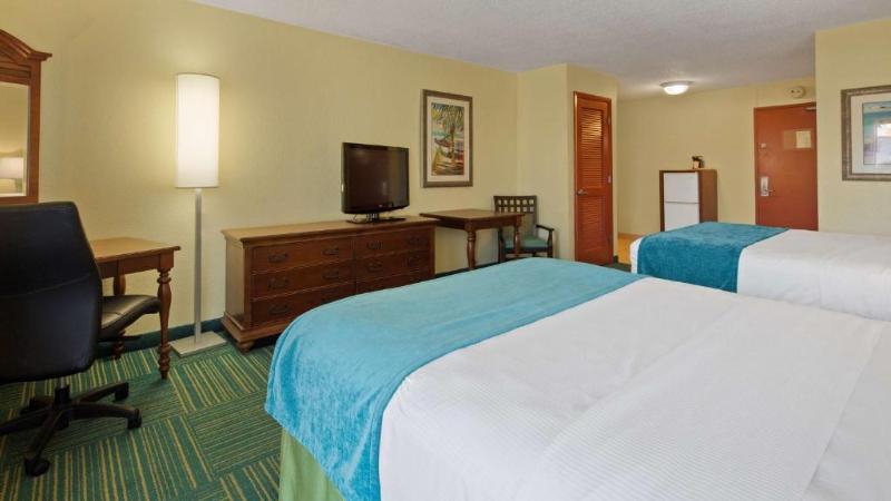 장애인을 위한 스탠다드 룸, Best Western Aku Tiki Inn