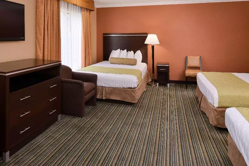 Perhehuone, Best Western Courtesy Inn Hotel Anaheim Resort At The Park