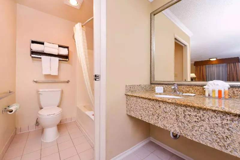 Perhehuone, Best Western Courtesy Inn Hotel Anaheim Resort At The Park