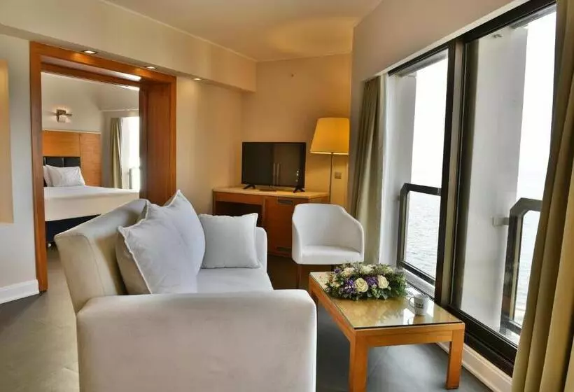 キングサイズベッドのスタンダードルーム, Best Western Plus Hotel Konak