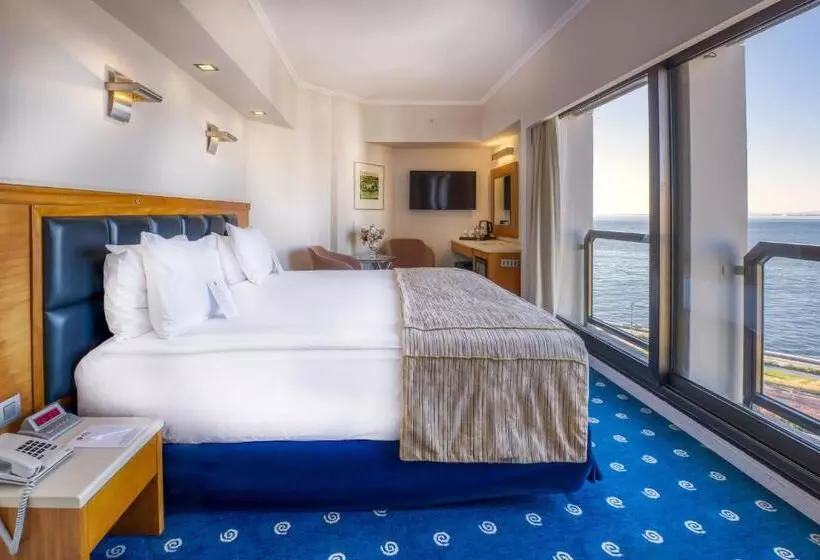 キングサイズベッドのスタンダードルーム, Best Western Plus Hotel Konak