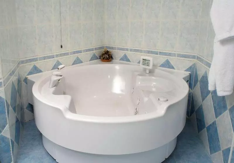スイート, Best Western Hotel Tre Torri
