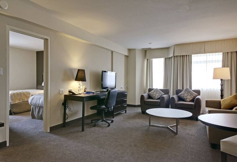 高级两卧套房, Coast Kamloops Hotel & Conference Centre