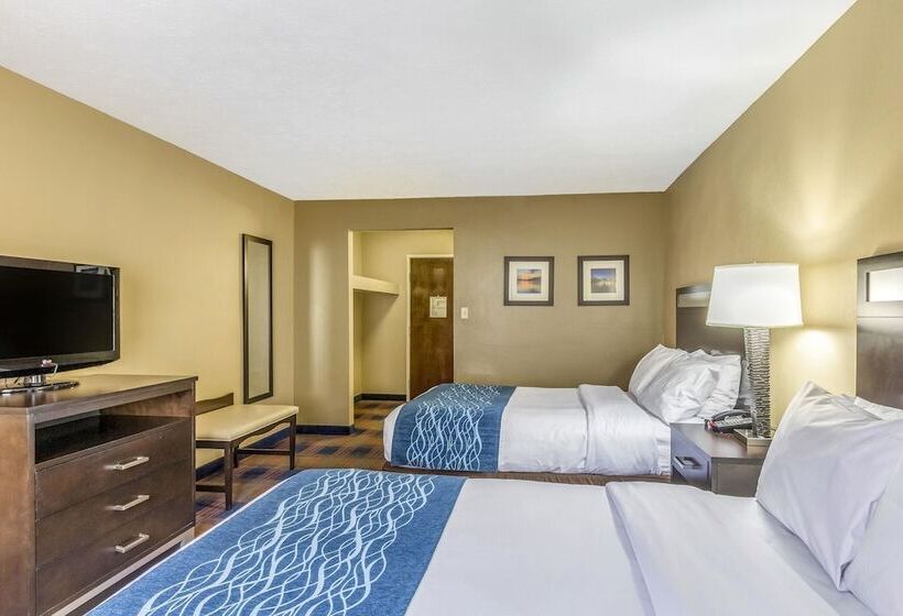 Номер Стандарт 2 Двуспальные Кровати, Comfort Inn