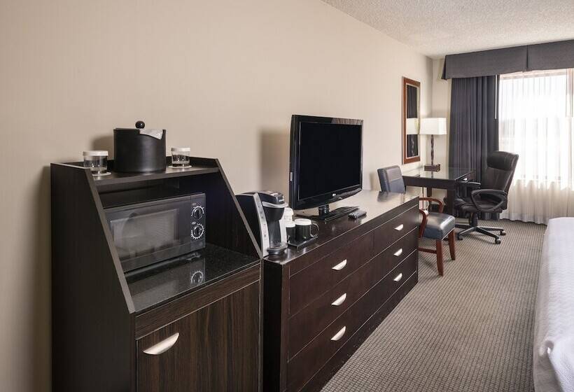 غرفة تنفيذية, Concord Plaza