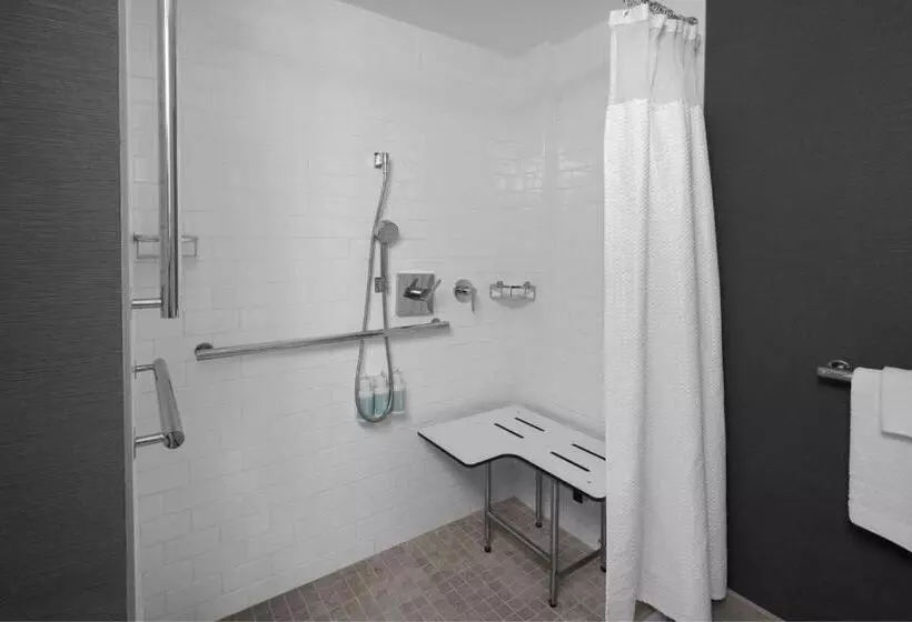 اتاق استاندارد با تخت بزرگ, Courtyard By Marriott Cypress Anaheim / Orange County