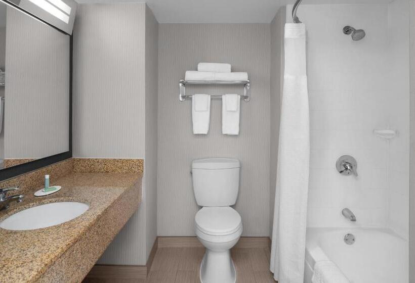 Стандартный Номер Кровать Кинг, Courtyard By Marriott Cypress Anaheim / Orange County