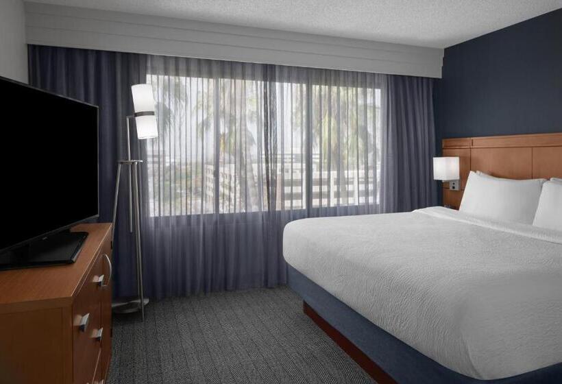 带双人大床的行政管理套房, Courtyard By Marriott Cypress Anaheim / Orange County