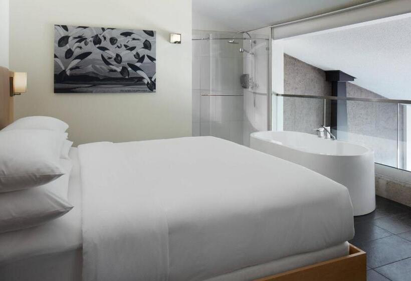 ペントハウススイート, Delta Hotels By Marriott Mont Sainte Anne, Resort & Convention Center