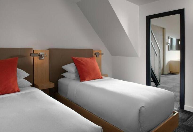 ペントハウススイート, Delta Hotels By Marriott Mont Sainte Anne, Resort & Convention Center