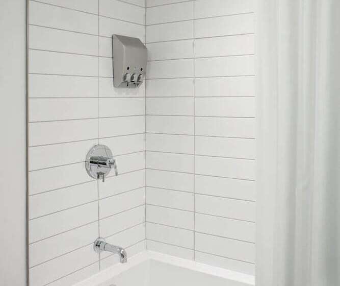 ペントハウスルーム, Delta Hotels By Marriott Mont Sainte Anne, Resort & Convention Center
