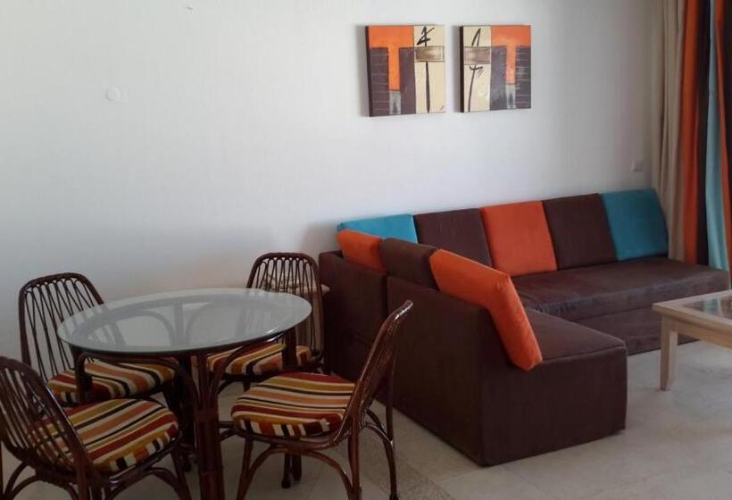 Апартаменты 2 Спальни Боковой Вид на Море, Do Cerro