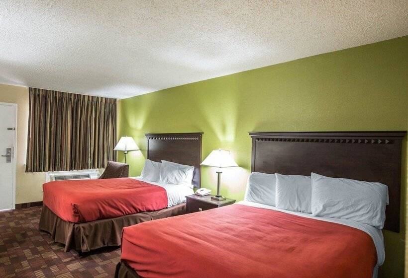 2ダブルベッドのスタンダードルーム, Econo Lodge Biltmore