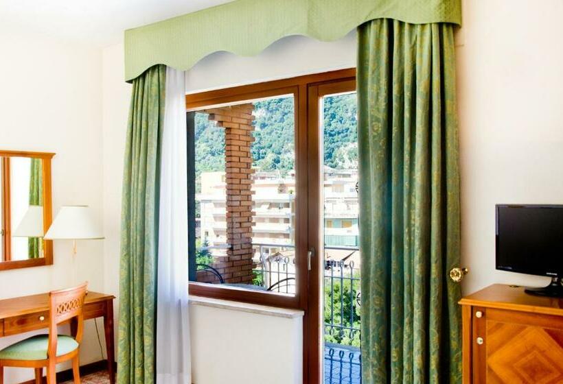 Номер Стандарт, Grand Hotel Cesare Augusto