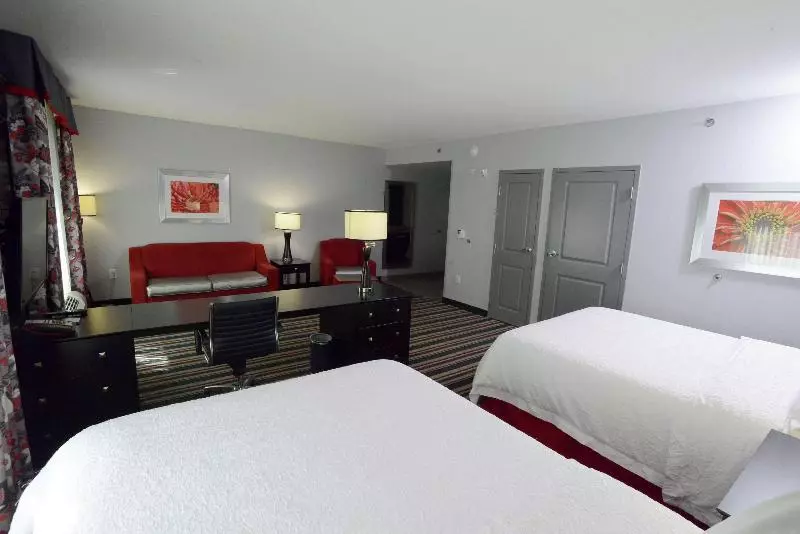 キングサイズベッドのスタンダードルーム, Holiday Inn Express Washington Dc Bw Parkway, An Ihg