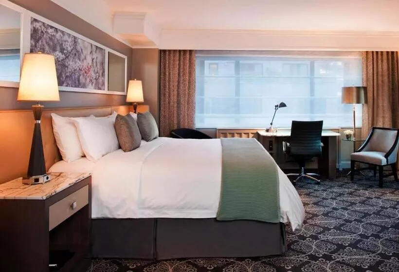 Superior-huone King-vuode, Loews Regency New York