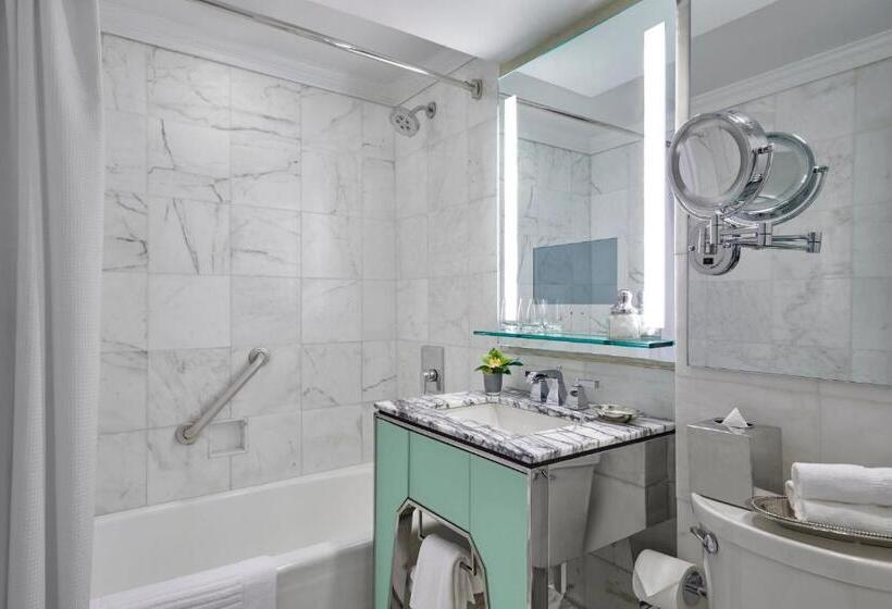 行政套房, Loews Regency New York