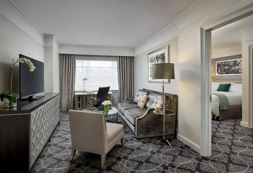 Executive-sviitti, Loews Regency New York