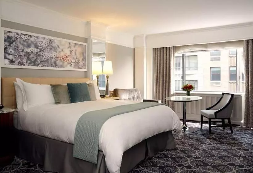 Deluxe-huone Soveltuu Liikuntarajoitteisille, Loews Regency New York