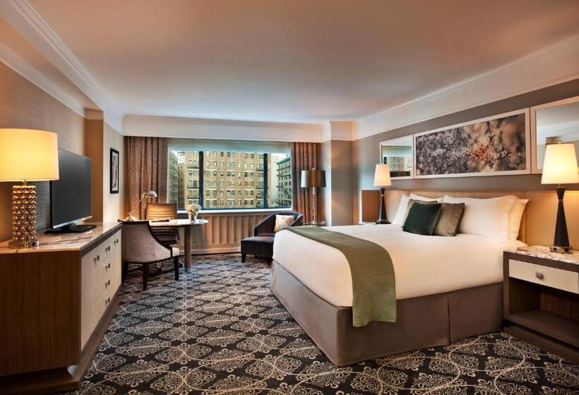 标准三人间, Loews Regency New York