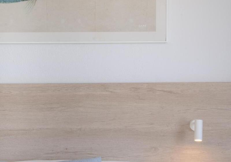 キングサイズベッドのスタンダードルーム, Ramada By Wyndham Harrisonburg