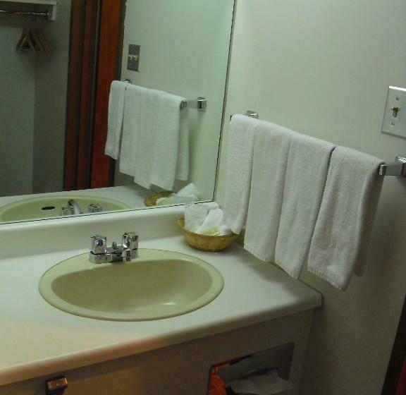 스탠다드 룸 더블 침대 2개, Auberge La Diligence