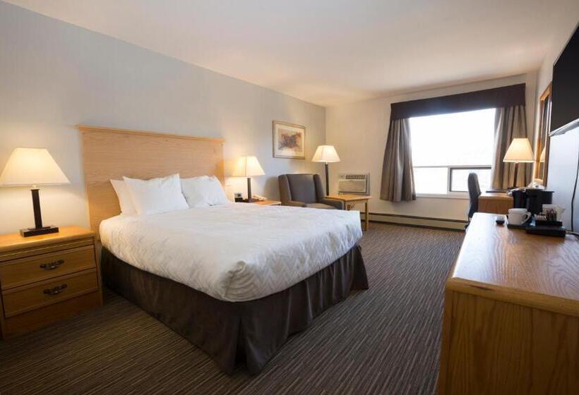 غرفة قياسية, Tower Inn & Suites