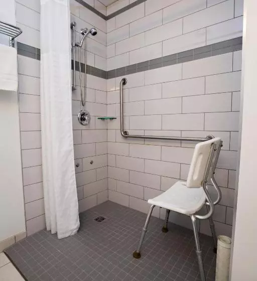 اتاق استاندارد برای معلولان, Tower Inn & Suites