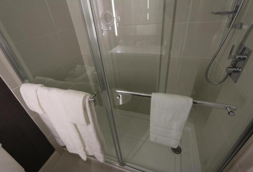 キングサイズベッドのスタンダードルーム, Classique