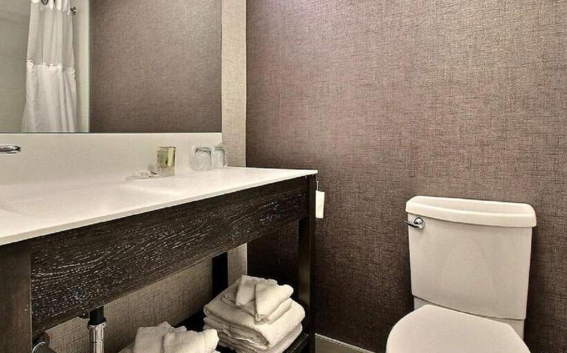 キングサイズベッドのスタンダードルーム, Classique