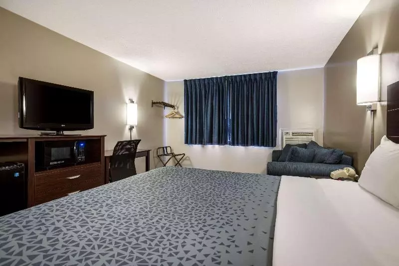 スタンダードルーム, Econo Lodge Darien Lakes