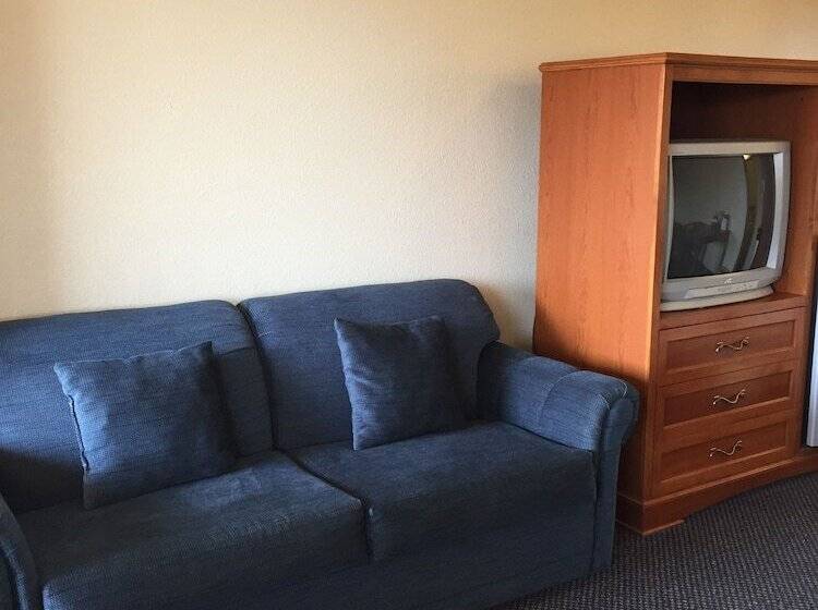 Номер Стандарт 2 Двуспальные Кровати, Days Inn By Wyndham Ridgecrest Near China Lake Naval Station
