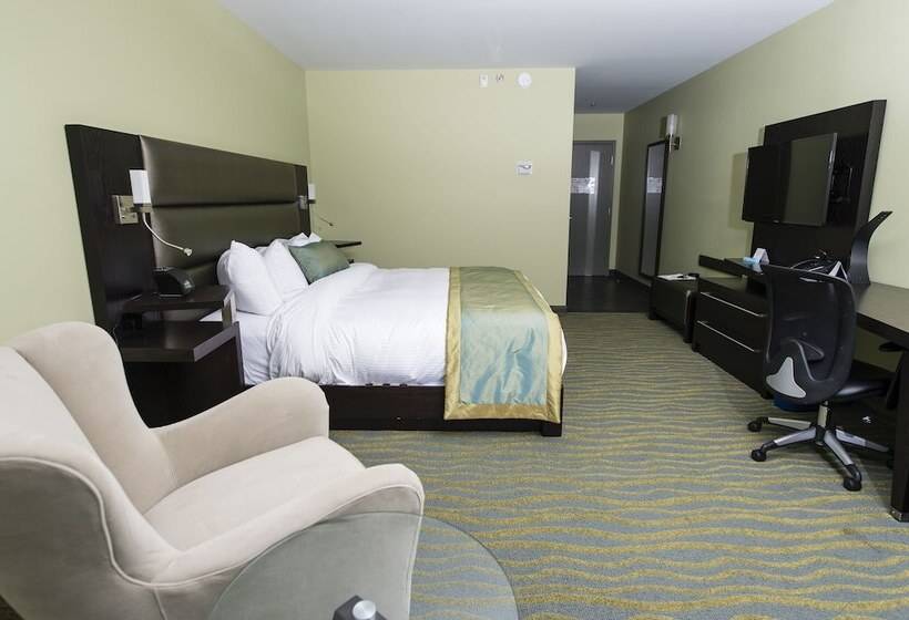 Номер Deluxe, Levesque